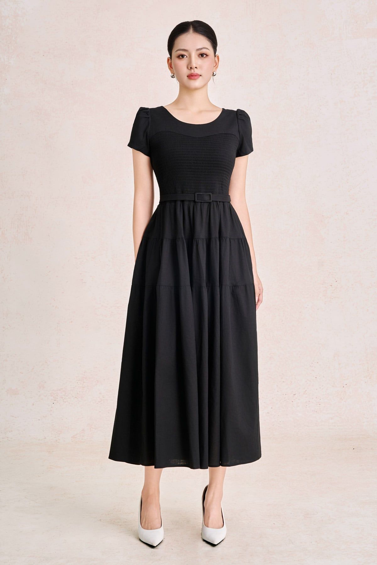 Đầm công sở vải linen dáng chữ A cổ tròn tay cộc thân váy xếp nhún tạo xoè kèm đai thắt eo tạo kiểu khoá thân sau - ÉLANE